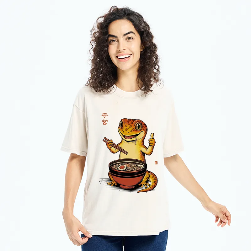 Tokyo-Tiger Japanese Gecko Eating Ramen Washed T-Shirt