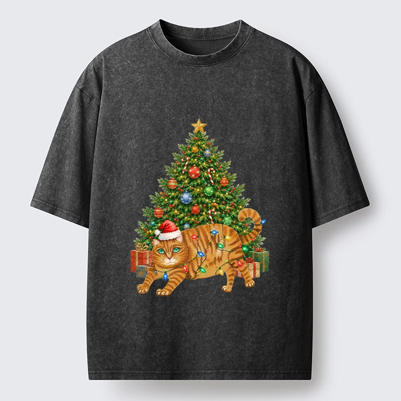 Tokyo‑Tiger Christmas Cat Chaos Washed T‑Shirt