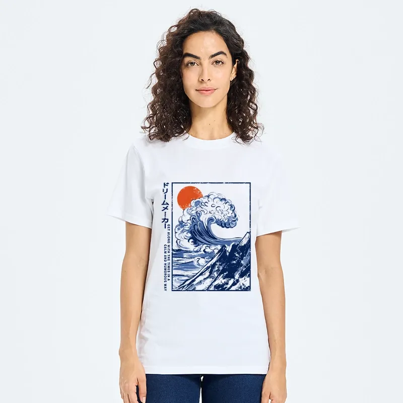 Tokyo-Tiger Big Blue Wave Mountain Sunrise Art Classic T-Shirt