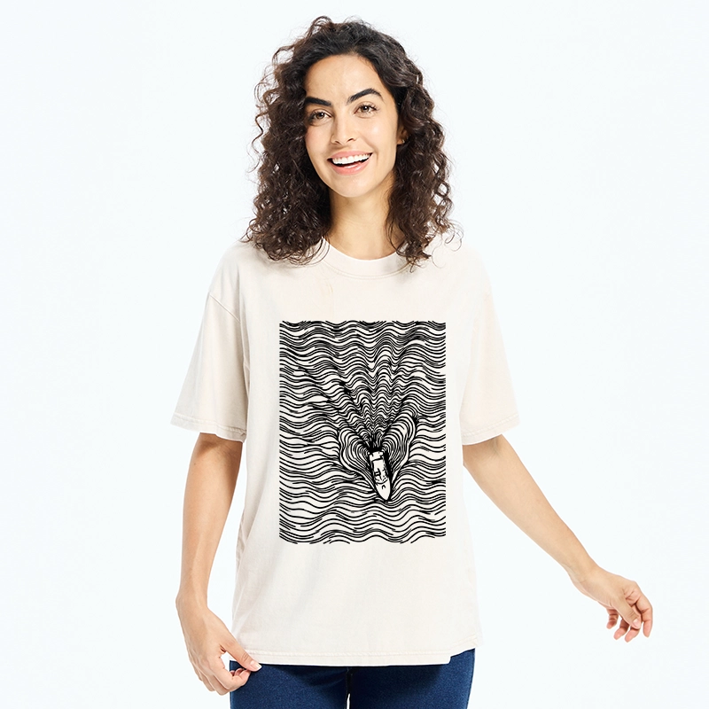 Tokyo-Tiger Line Art Boat On The Ocean Washed T-Shirt