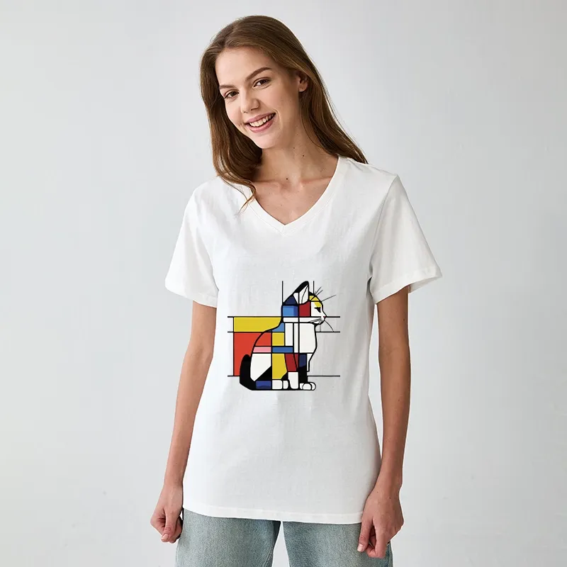 Tokyo-Tiger Geometric Cat Art In Primary Colors V-Neck Classic T-Shirt