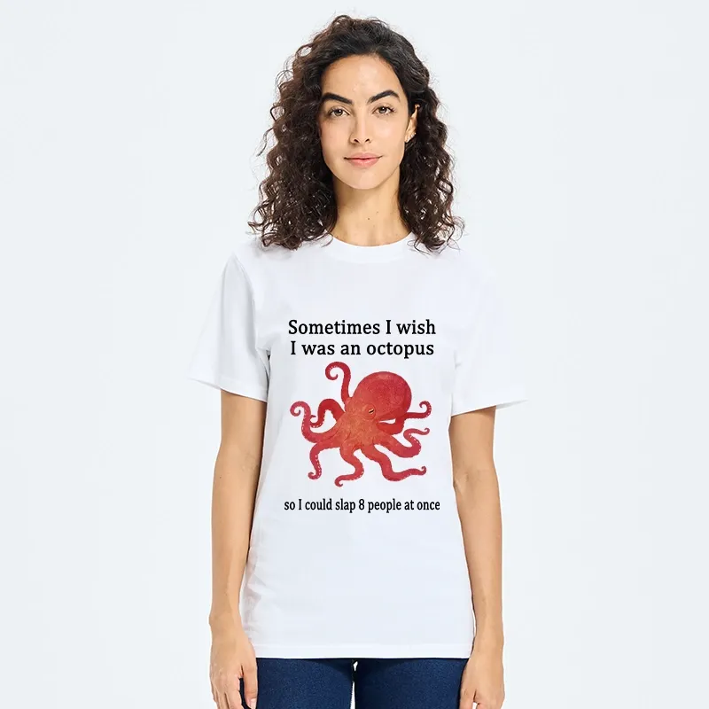 Tokyo-Tiger Octopus Dreaming Of Slapping Eight People Classic T-Shirt