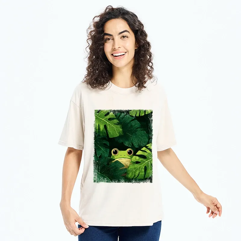 Tokyo-Tiger Frog Hiding in Green Leaves Washed T-Shirt