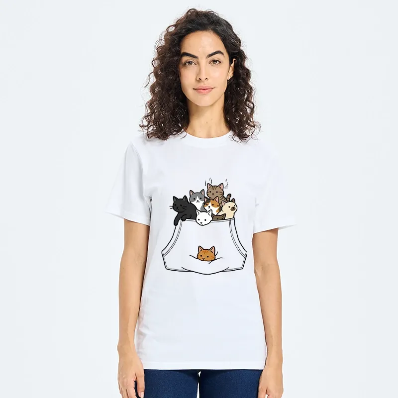 Tokyo-Tiger Cats With Pockets Full Classic T-Shirt
