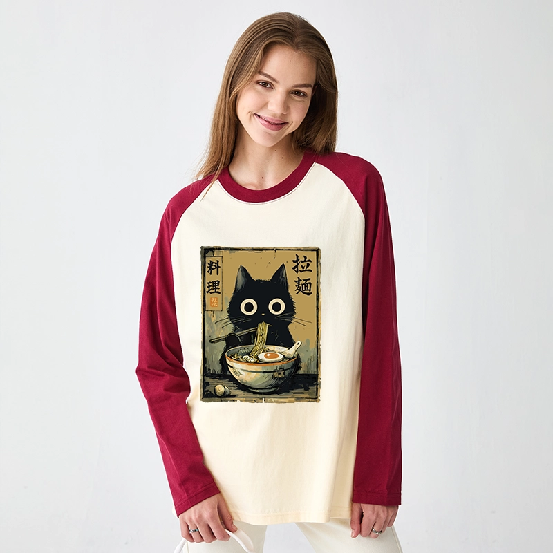 Tokyo-Tiger Cute Black Cat Eating Ramen Japan Raglan Long Sleeve T-shirt