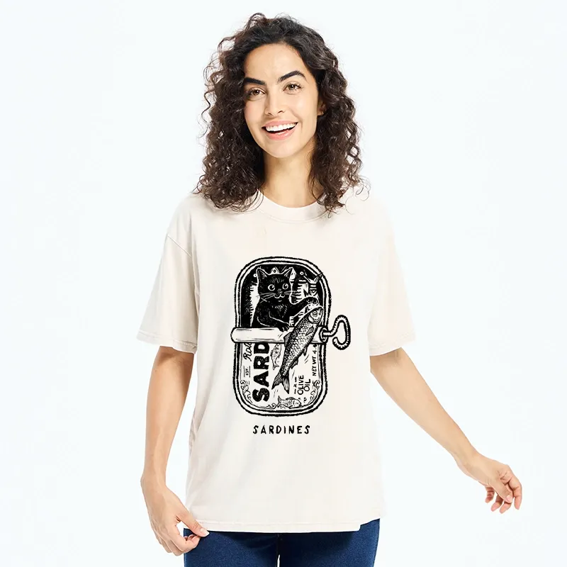 Tokyo-Tiger Black Cat Stuck In A Sardine Can Washed T-Shirt
