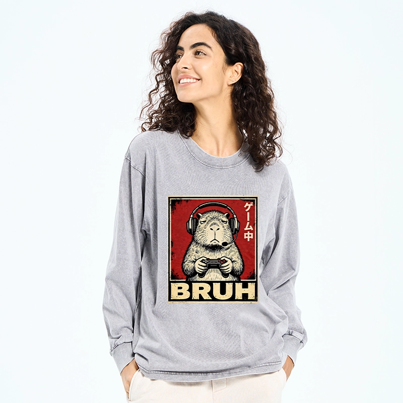 Tokyo-Tiger Funny Capybara Playing Games Washed Long Sleeve T-Shirt