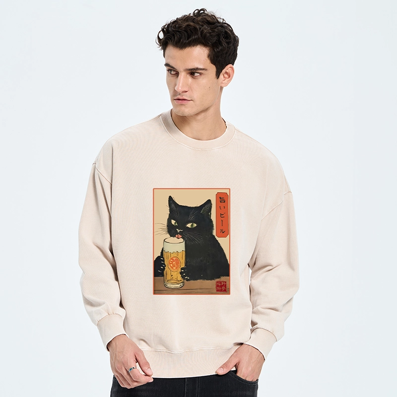 Tokyo-Tiger Cat Holding A Glass Of Beer Washed Sweatshirt