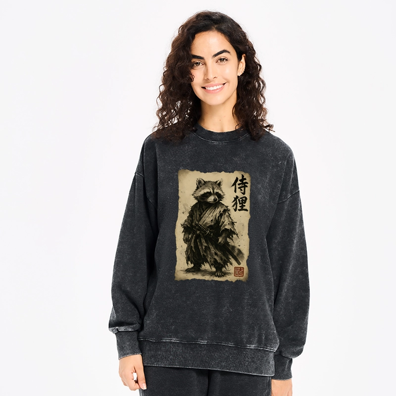 Tokyo-Tiger Retro Raccoon Samurai Washed Sweatshirt