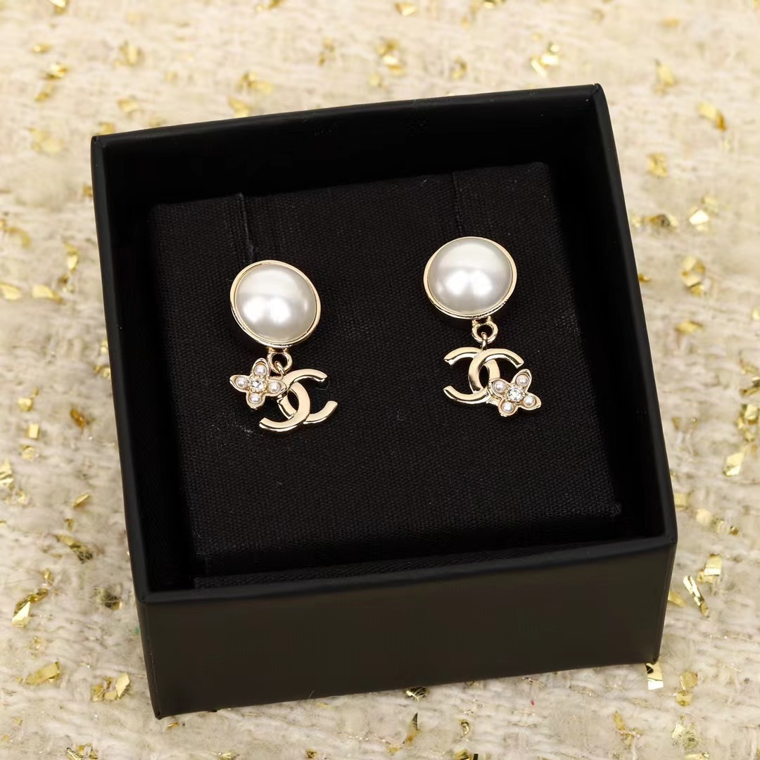 Buy replica Chanel Pearl Stud Double C Dangle Earring and replica jewelry from PICKS Jewelry