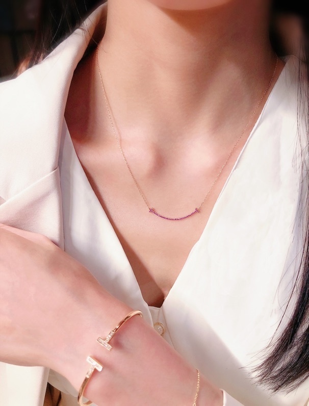 Buy replica Tiffany Rose Gold Chain Pink Diamond Smile Necklace and replica jewelry from PICKS Jewelry