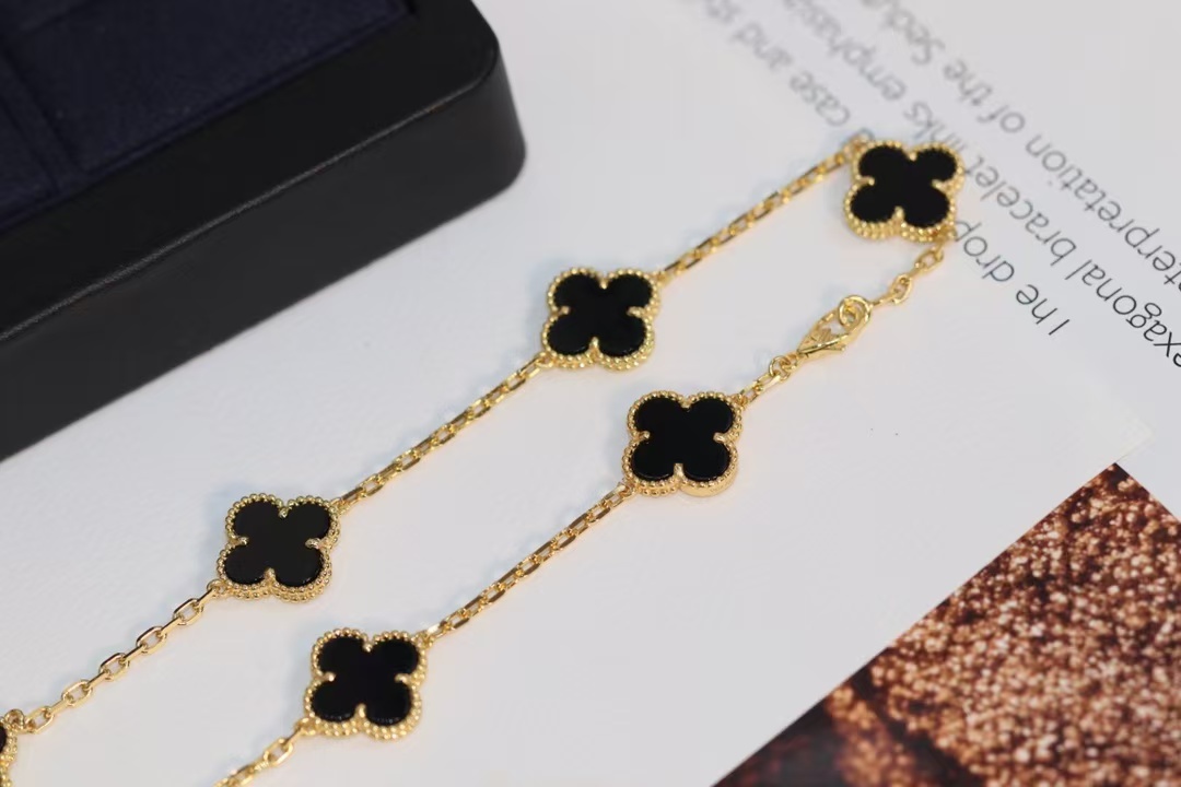 Buy replica Van Cleef & Arpels Vintage Alhambra Necklace, 10 Motifs and replica jewelry from PICKS Jewelry