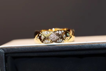Buy replica Chanel Rose Gold Crush Ring and replica jewelry from PICKS Jewelry