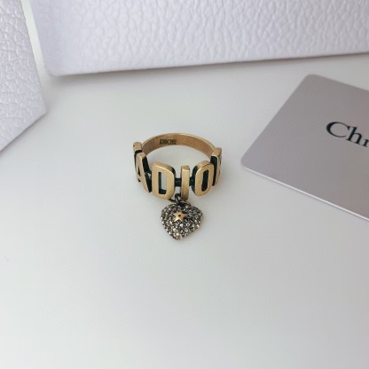 Buy replica Dior JADIOR Heart Dangle Ring and replica jewelry from PICKS Jewelry