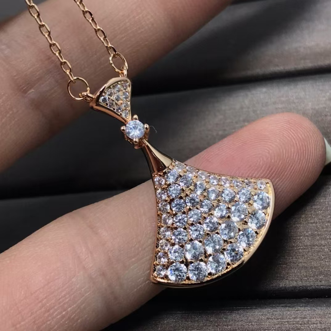 Buy replica Bvlgari Divas' Dream Necklace and replica jewelry from PICKS Jewelry