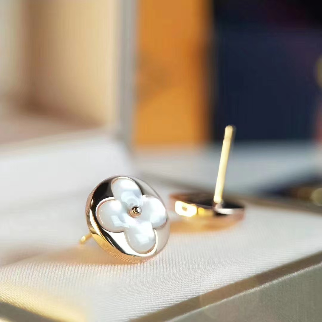 Buy replica Louis Vuitton Color Blossom Sun Ear Stud Earrings and replica jewelry from PICKS Jewelry