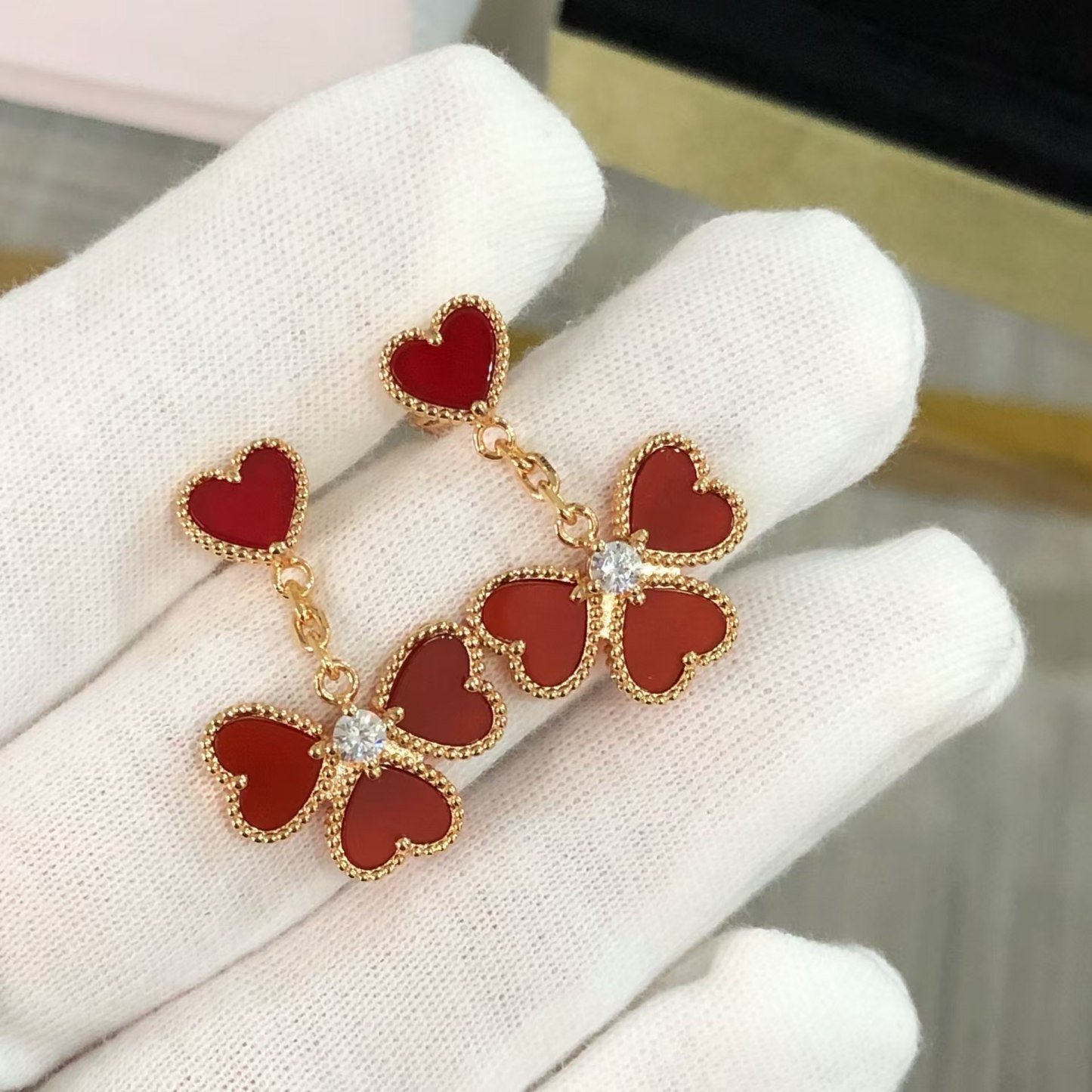 Buy replica Van Cleef & Arpels Sweet Hearts Earrings and replica jewelry from PICKS Jewelry