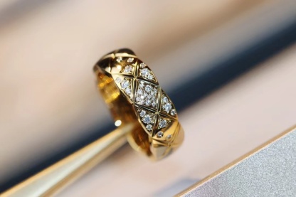 Buy replica Chanel Rose Gold Crush Ring and replica jewelry from PICKS Jewelry