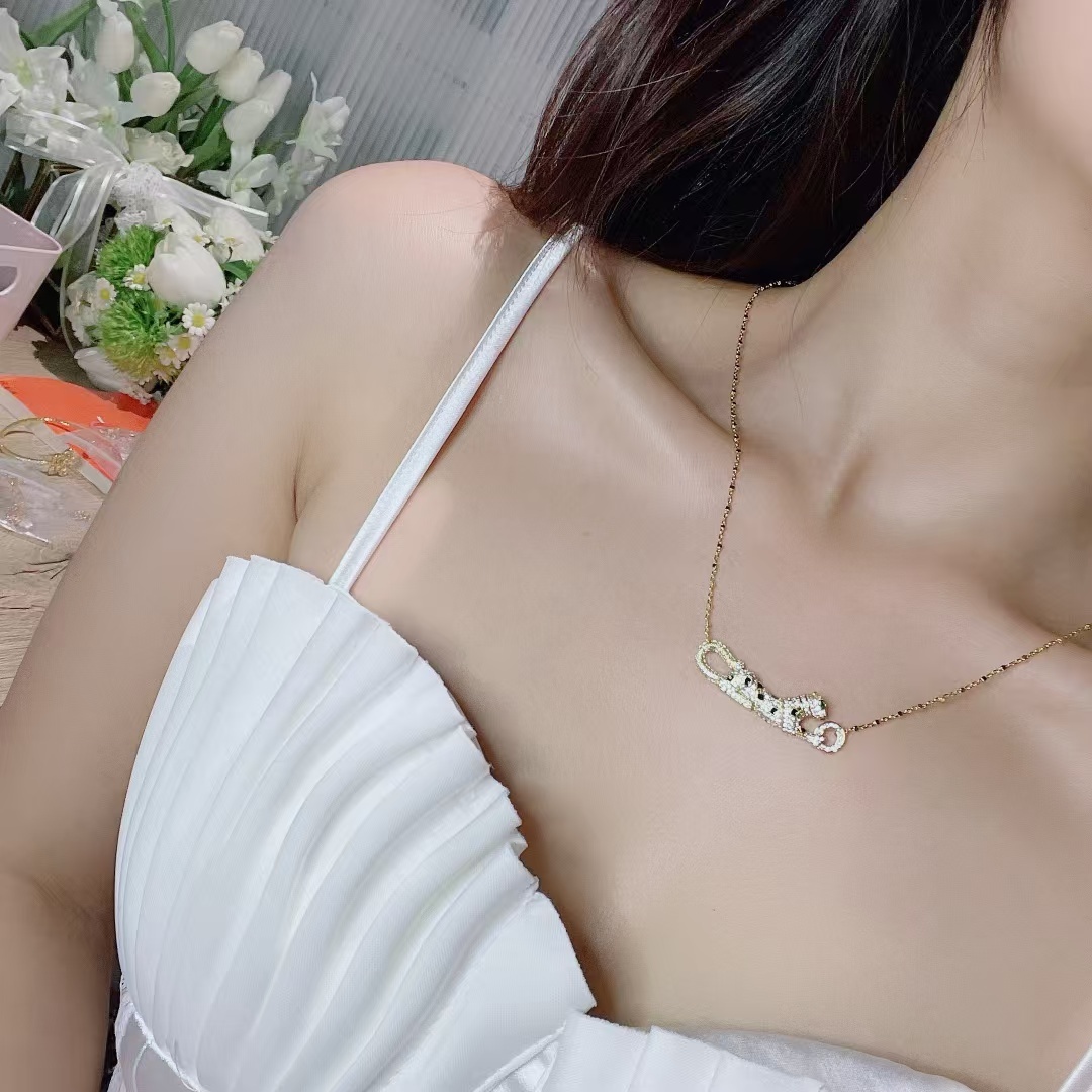 Buy replica Cartier Panthère de Necklace and replica jewelry from PICKS Jewelry