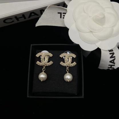 Buy replica Chanel Pearl Drop Earrings and replica jewelry from PICKS Jewelry