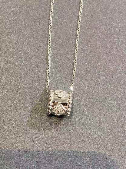 Buy replica Van Cleef & Arpels Perlée Clovers Pendant Necklace and replica jewelry from PICKS Jewelry