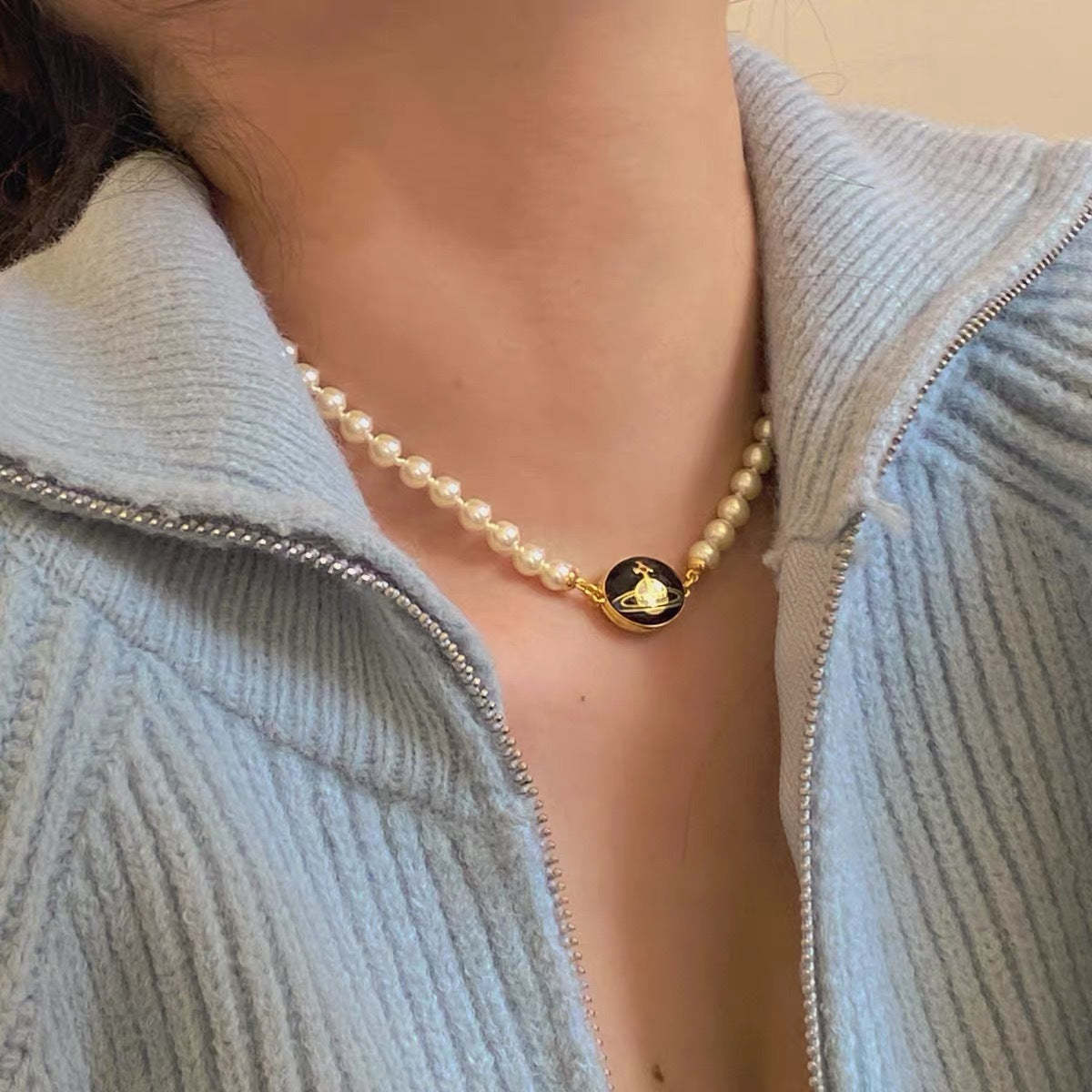 Buy replica Vivienne Westwood Pearl Loelia Necklace and replica jewelry from PICKS Jewelry