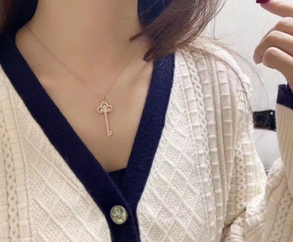 Buy replica Tiffany Full Diamond Crown Key Pendant Necklace and replica jewelry from PICKS Jewelry