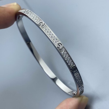 Buy replica Cartier LOVE Bracelet and replica jewelry from PICKS Jewelry