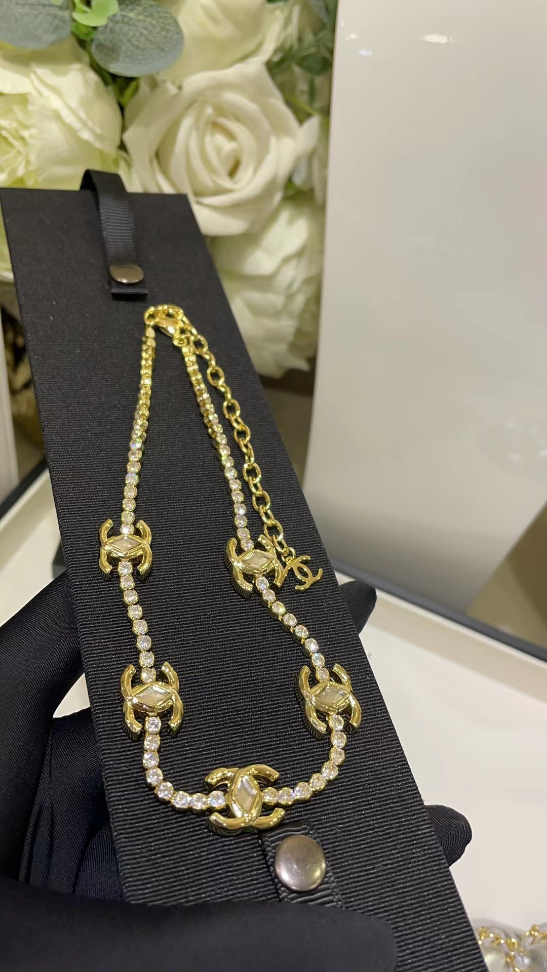 Buy replica Chanel Jennie Celebrity Style Choker Necklace and replica jewelry from PICKS Jewelry