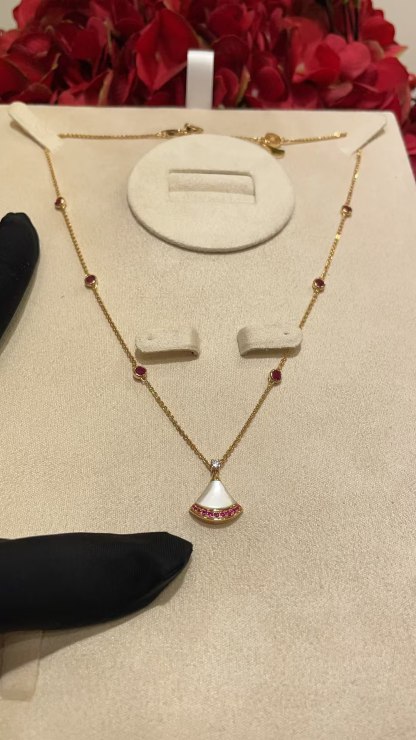 Buy replica Bvlgari Divas' Dream Necklace and replica jewelry from PICKS Jewelry