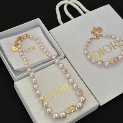 Buy replica Dior Rose Gold- Finish Vintage Pearl Necklace and replica jewelry from PICKS Jewelry