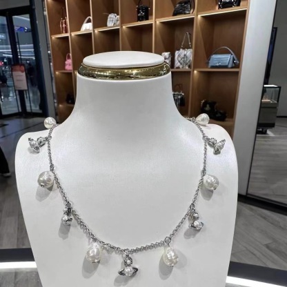 Buy replica Vivienne Westwood Baroque Pearl Saturn Charms Necklace and replica jewelry from PICKS Jewelry