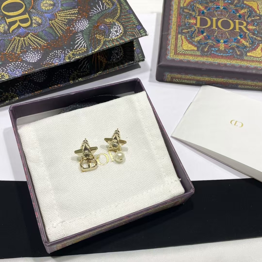 Buy replica Dior Asymmetric Star Earrings and replica jewelry from PICKS Jewelry