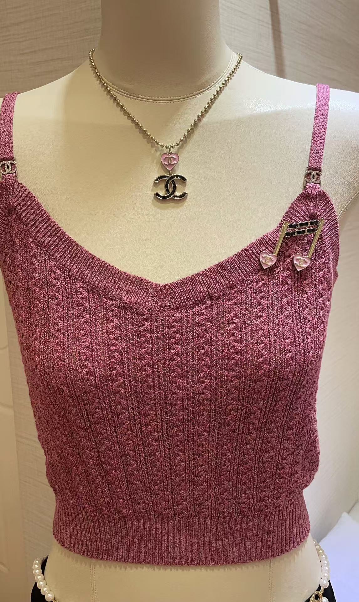 Buy replica Chanel Diamond Pearl Paved Double C Pendant Pearl Necklace and replica jewelry from PICKS Jewelry