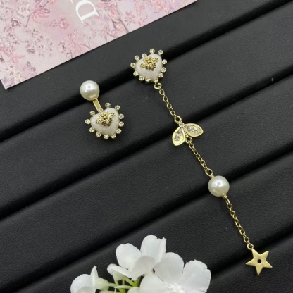 Buy replica Dior Asymmetric Bee Heart Stud Long Drop Star Earrings and replica jewelry from PICKS Jewelry