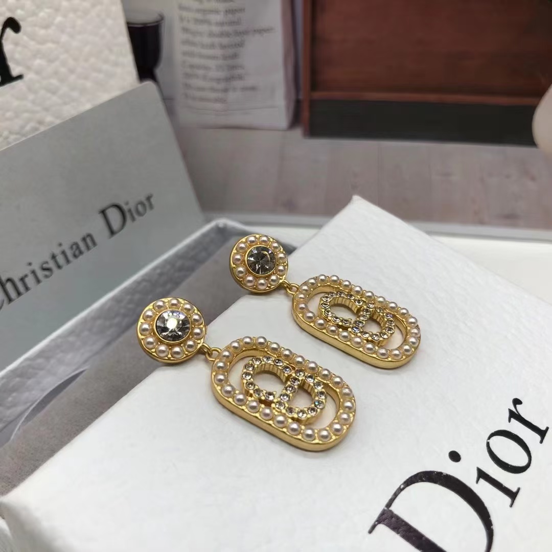 Buy replica Dior Vintage Rectangle CD Earrings and replica jewelry from PICKS Jewelry