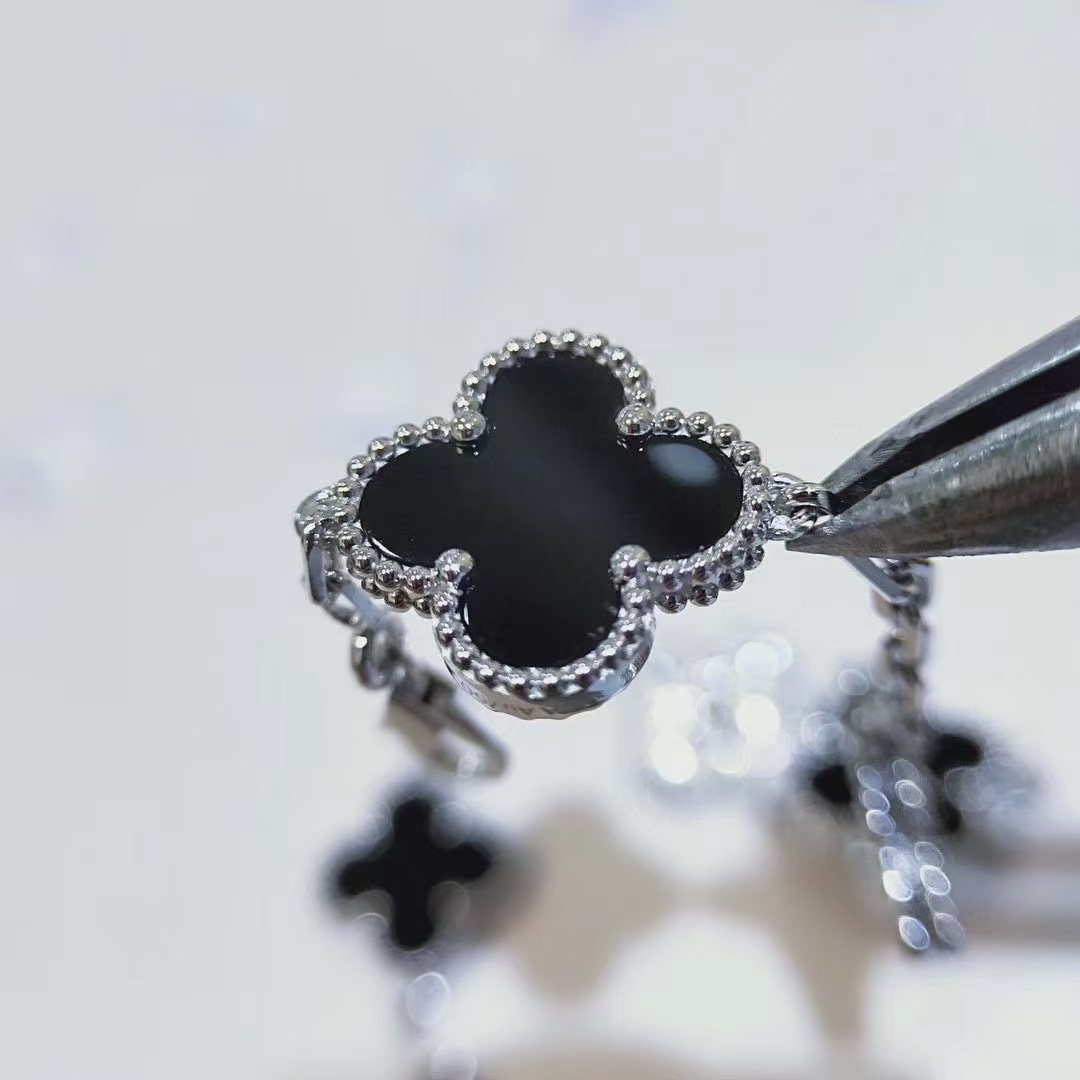 Buy replica Van Cleef & Arpels Vintage Alhambra Bracelet 5 Motifs and replica jewelry from PICKS Jewelry