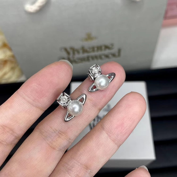 Buy replica Vivienne Westwood Pearl Stud Saturn Earrings and replica jewelry from PICKS Jewelry