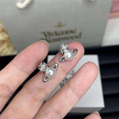 Buy replica Vivienne Westwood Pearl Stud Saturn Earrings and replica jewelry from PICKS Jewelry