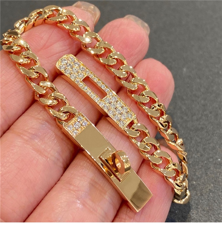 Buy replica Hermes Cuban Chain Pig Nose Bracelet and replica jewelry from PICKS Jewelry