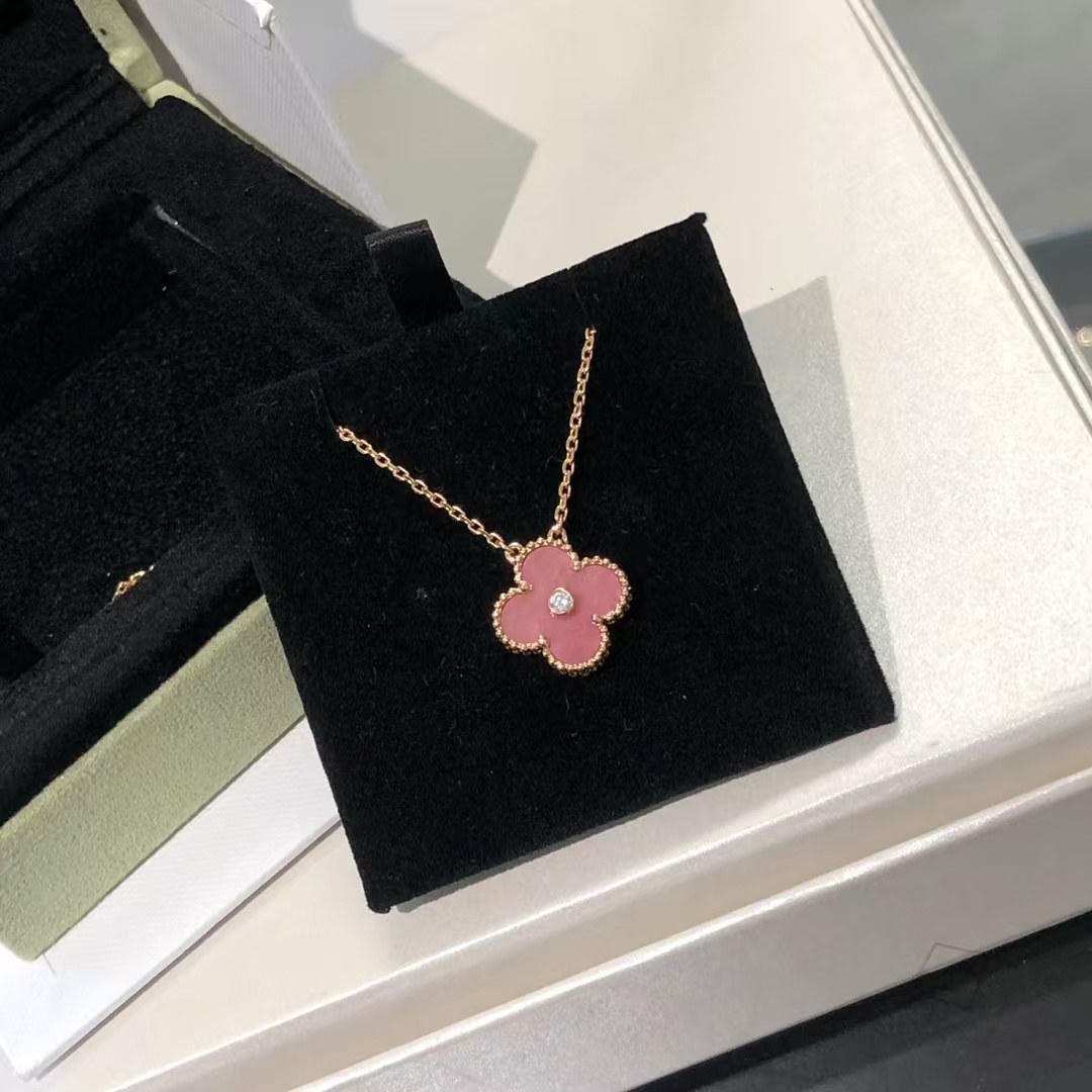 Buy replica Van Cleef & Arpels Rhodonite Vintage Alhambra Diamond 2021 Holiday Pendant Necklace and replica jewelry from PICKS Jewelry