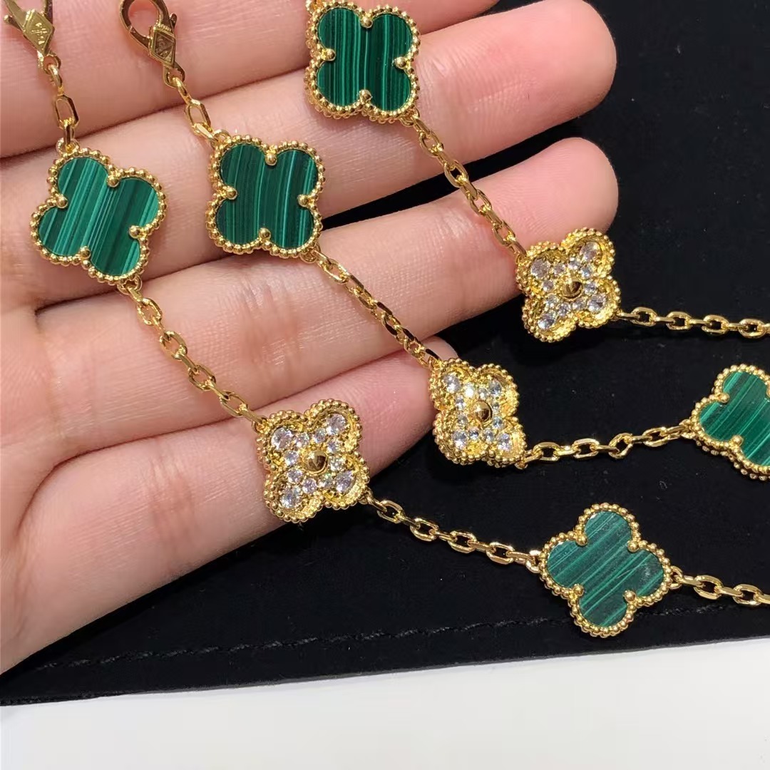 Buy replica Van Cleef & Arpels Vintage Alhambra Bracelet 5 Motifs and replica jewelry from PICKS Jewelry