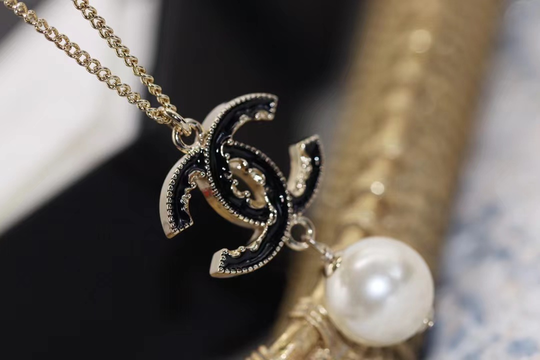 Buy replica Chanel Black Double C Pearl Drop Pendant Necklace and replica jewelry from PICKS Jewelry