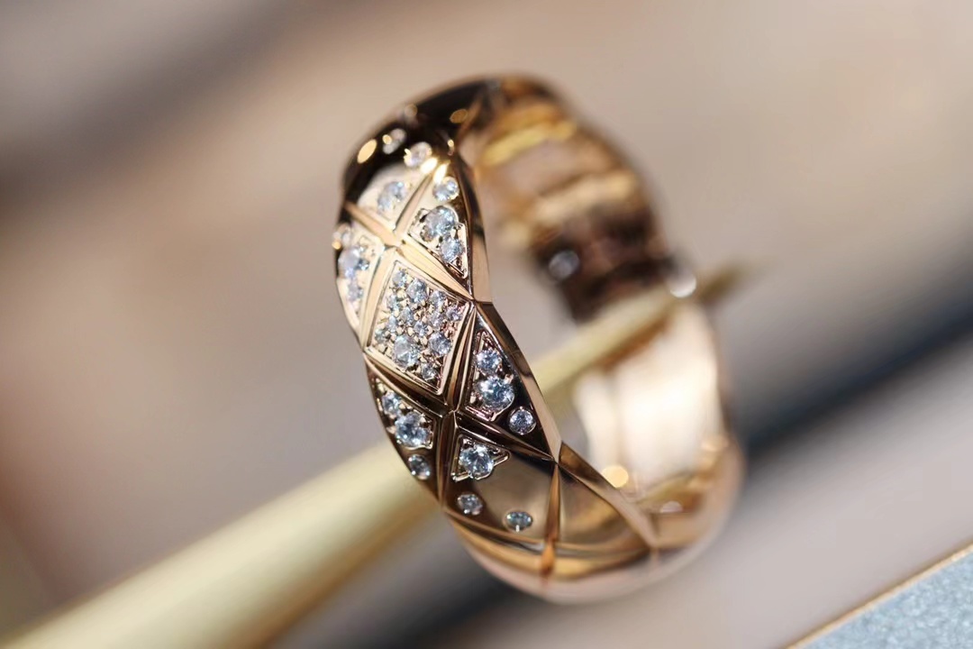 Buy replica Chanel Rose Gold Coco Crush Ring and replica jewelry from PICKS Jewelry