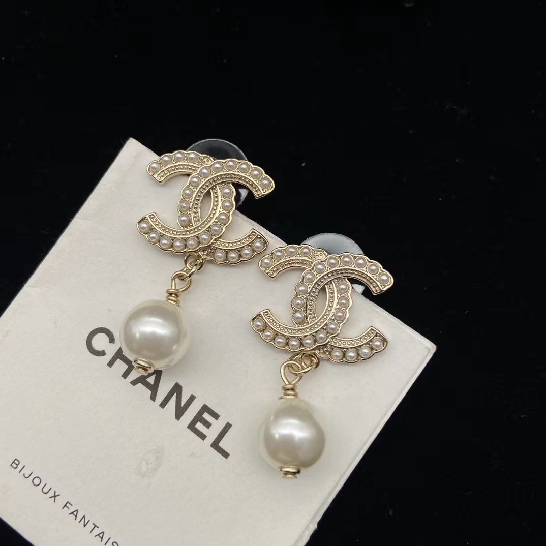Buy replica Chanel Pearl Drop Earrings and replica jewelry from PICKS Jewelry
