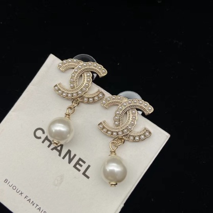 Buy replica Chanel Pearl Drop Earrings and replica jewelry from PICKS Jewelry