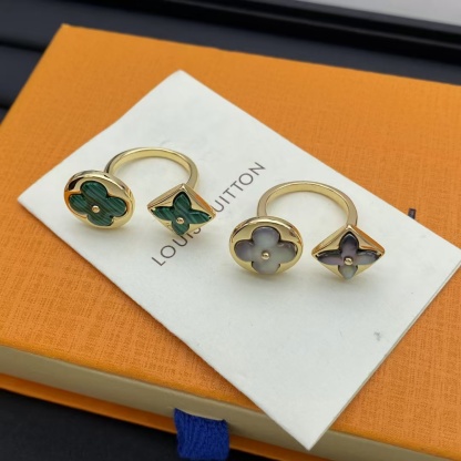 Buy replica Louis Vuitton Classic Ring and replica jewelry from PICKS Jewelry