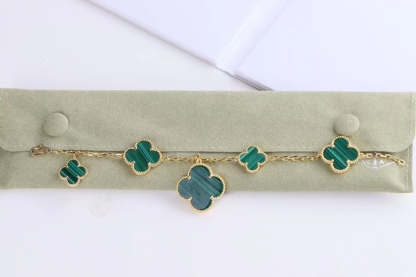 Buy replica Van Cleef & Arpels Magic Alhambra Bracelet 5 Motifs and replica jewelry from PICKS Jewelry