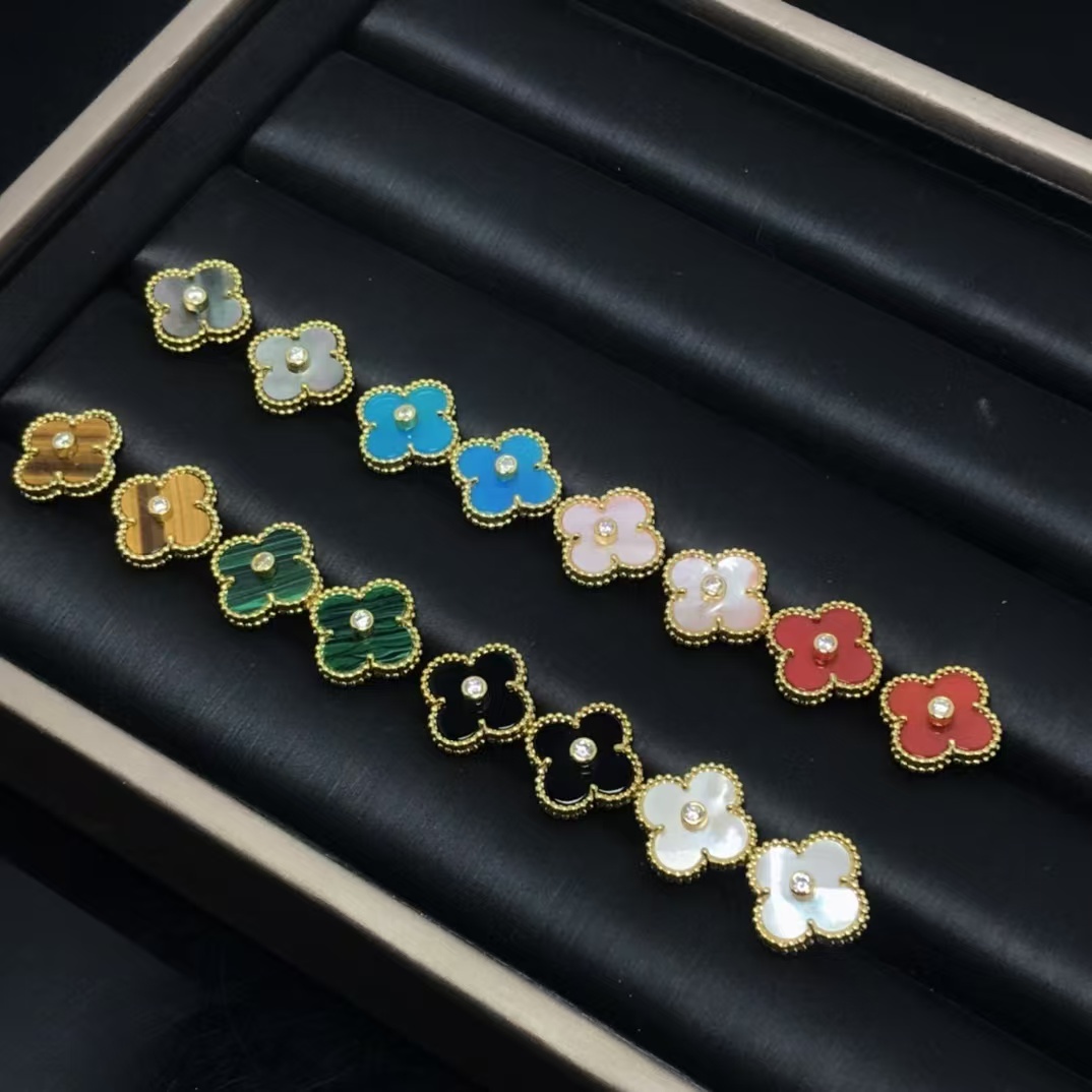 Buy replica Van Cleef & Arpels Vintage Alhambra Earrings and replica jewelry from PICKS Jewelry