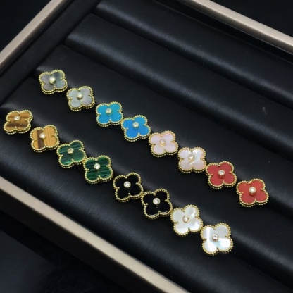 Buy replica Van Cleef & Arpels Vintage Alhambra Earrings and replica jewelry from PICKS Jewelry
